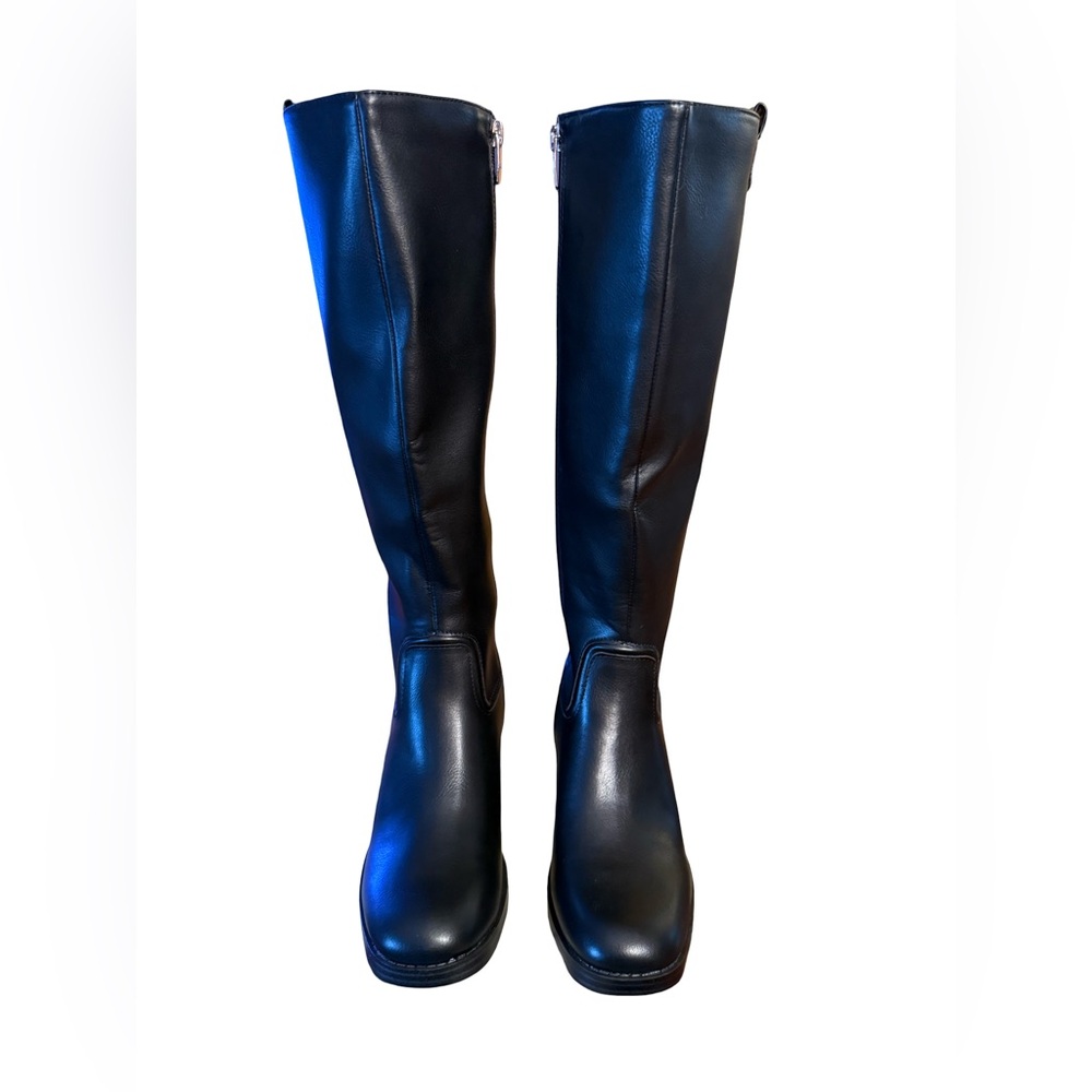 Marc Fisher NWT Sz 6M Classic Black Knee High Vegan Leather Heel Boots (SH162) - Picture 2 of 9